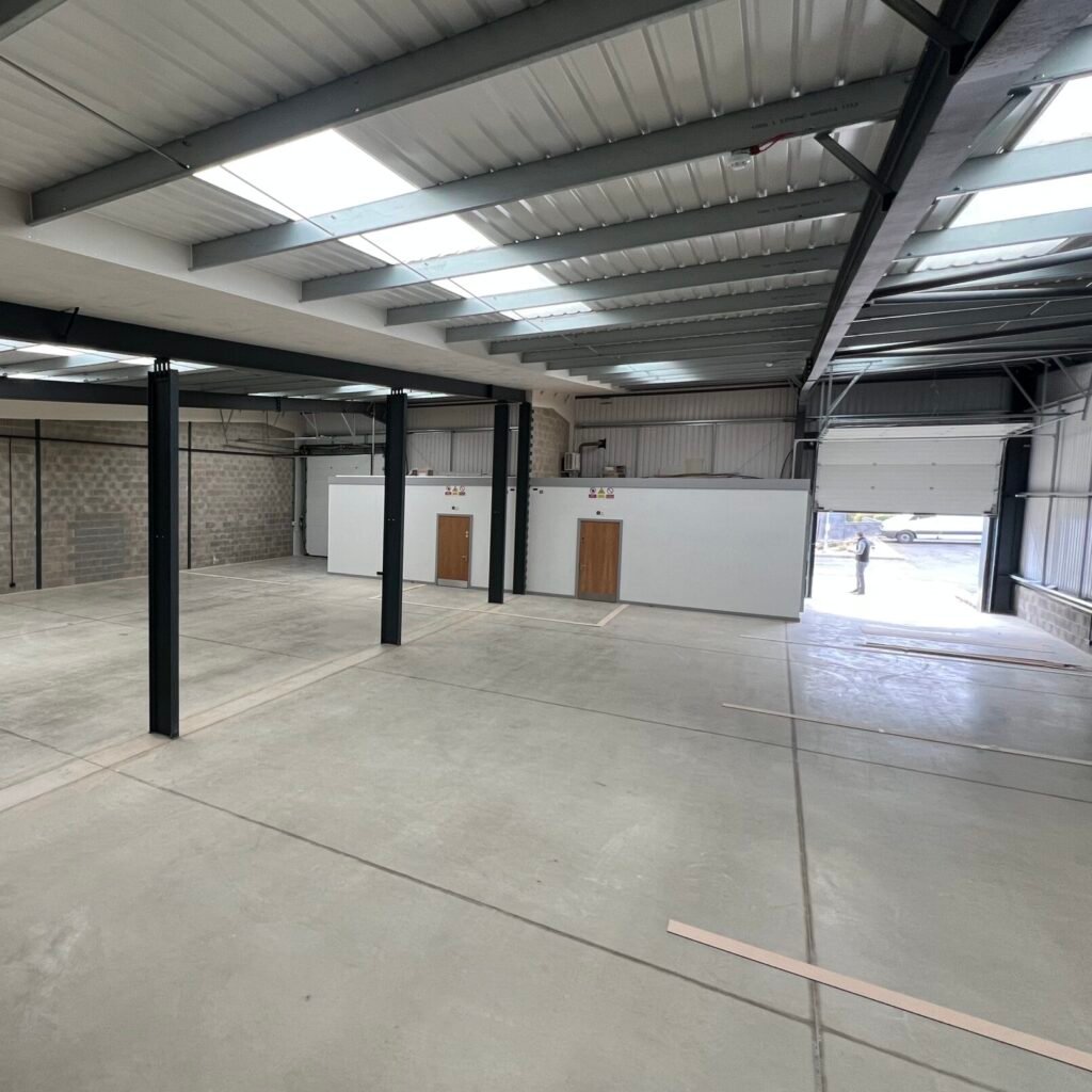 1IRON Indoor Golf Construction - New Facility